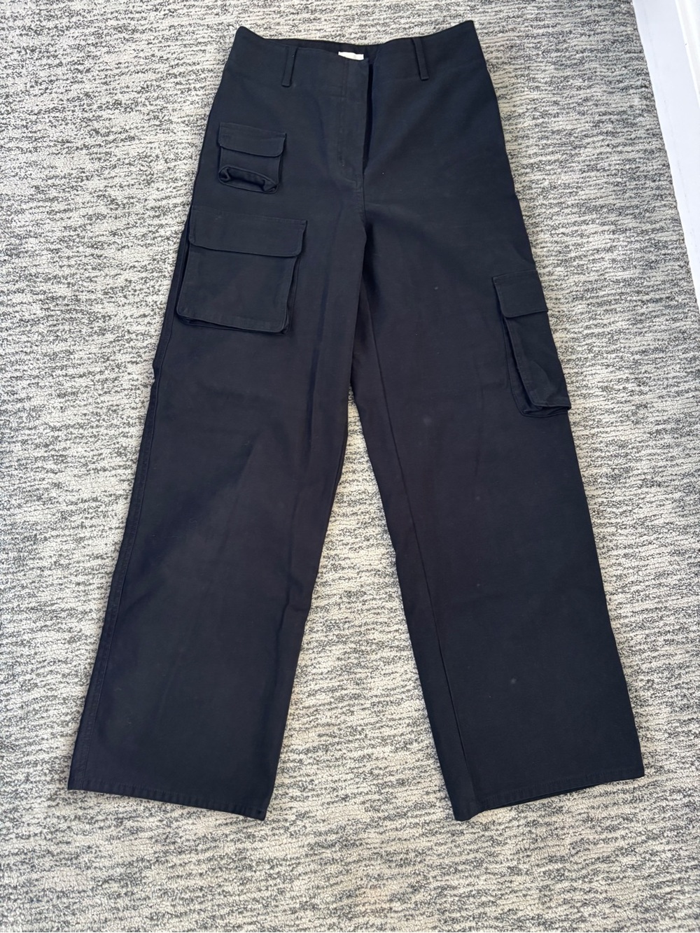 ARITZIA Black Cargo Pants Classic Utility Style
